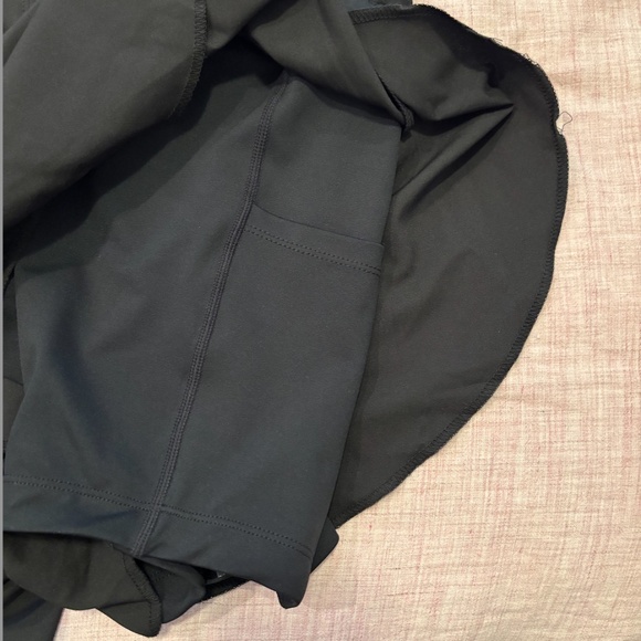 Senita Athletics Madeline Short - Picture 4 of 5